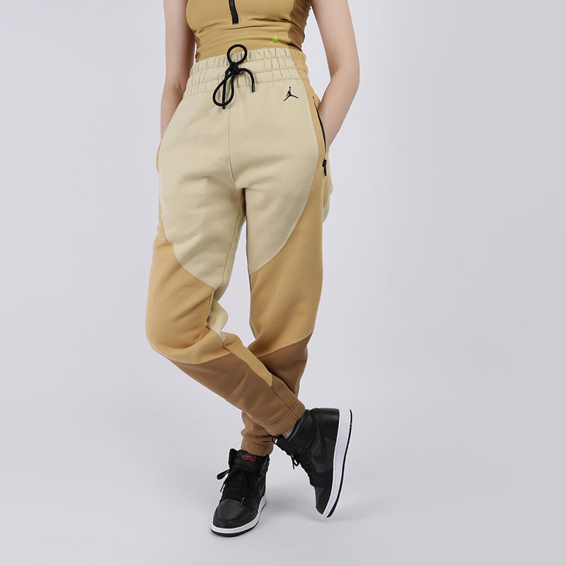 женские бежевые брюки Jordan Women's Fleece Trousers CQ6673-783 - цена, описание, фото 1